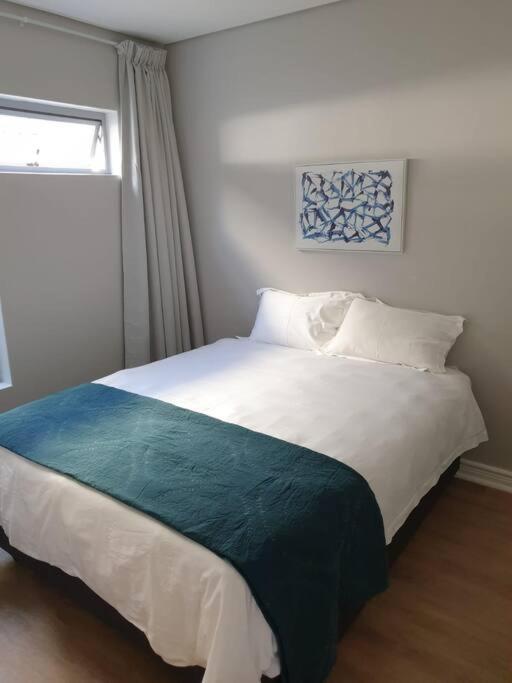 Apartamento Beachfront 3-bedroom With Robben Island Views