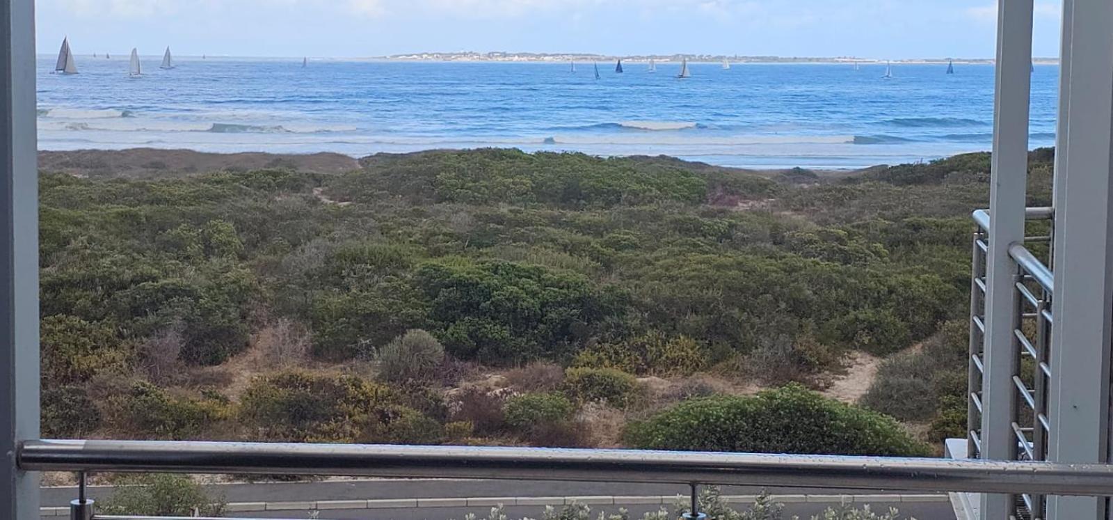 Beachfront 3-bedroom With Robben Island Views Apartamento Cidade Do Cabo